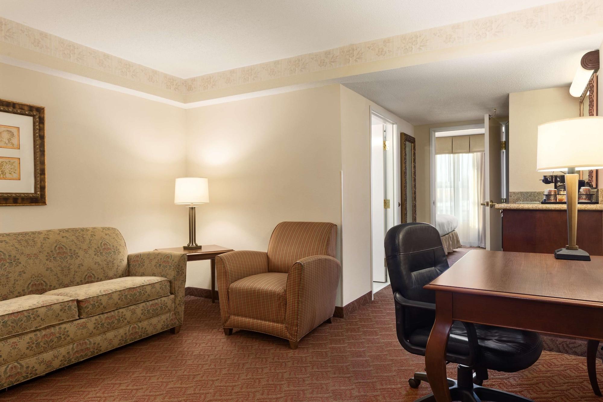Spark By Hilton 3*